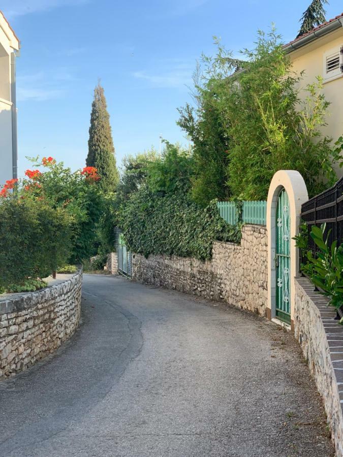 Milano Rogoznica (Sibenik-Knin)